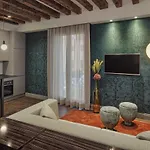Suite735 4*