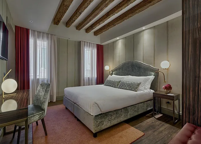 Suite735 Bed and Breakfast 3*